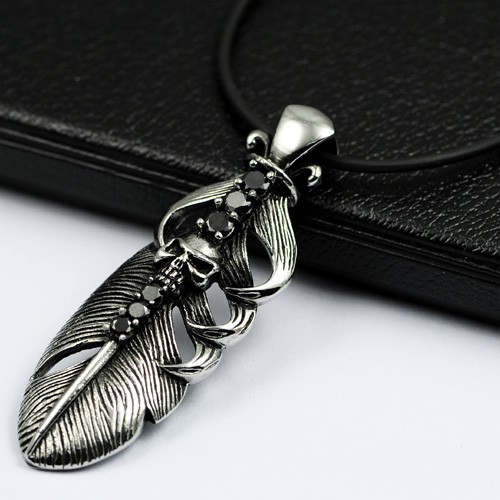 Skull Feathers titanium necklace Pendant 2010 Hot Fashion Style-£82 ...